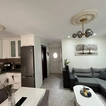 Apartment Nikos Prínos